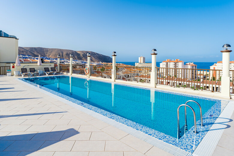Klayman Olivina Aparthotel