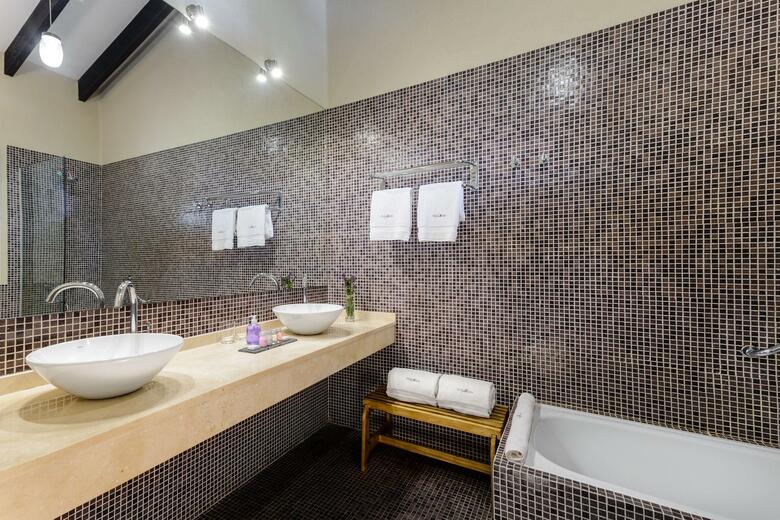 Villa Mansa Wine Hotel And Spa