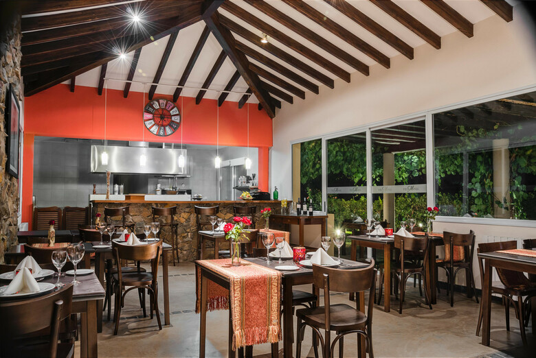 Villa Mansa Wine Hotel And Spa