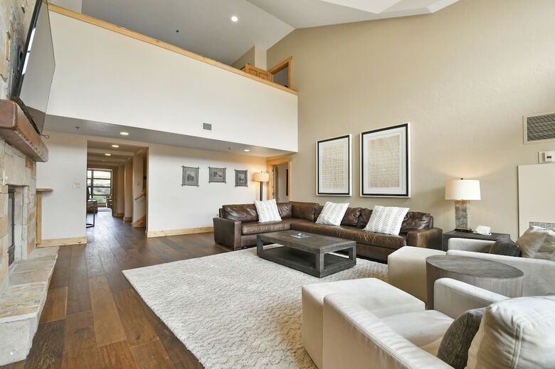 Hotel Grand Summit