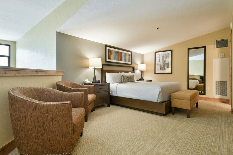 Hotel Grand Summit