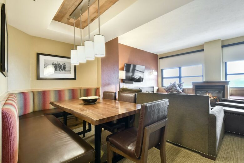 Hotel Grand Summit
