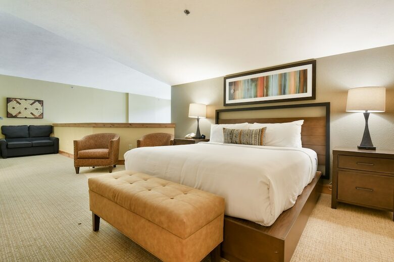 Hotel Grand Summit