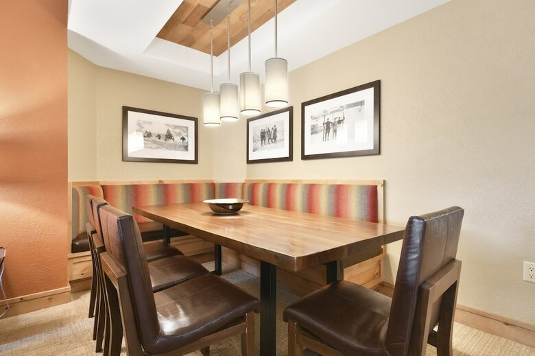 Hotel Grand Summit