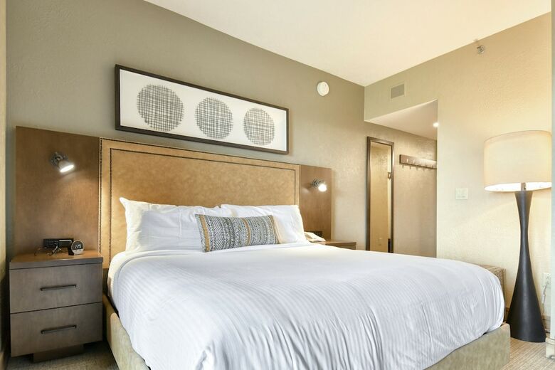 Hotel Grand Summit