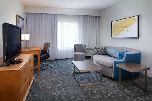 Hotel Courtyard Overland Park Convention Center