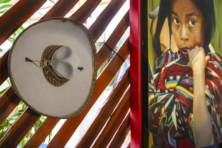 Mestizo Gallery Hotel