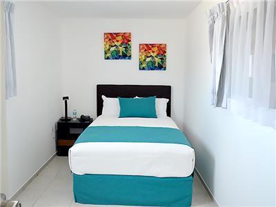 Hotel Container Inn