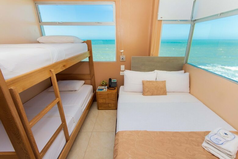 Hotel Aixo Suites