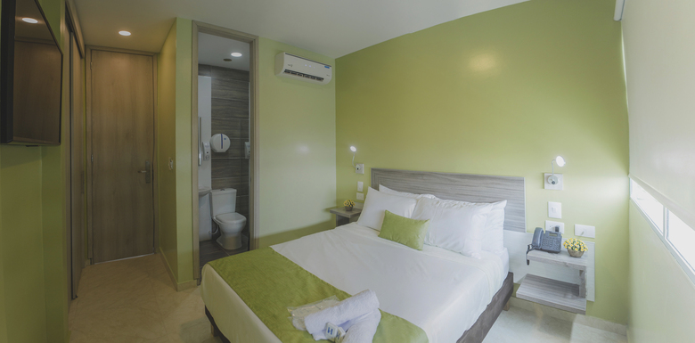 Hotel Aixo Suites