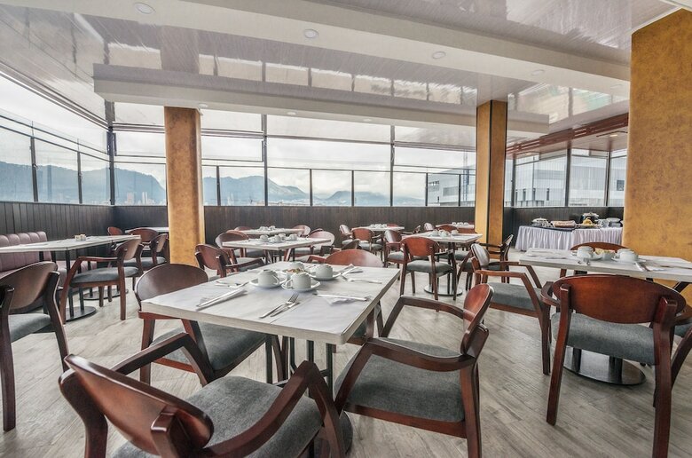 Hotel Grand Plaza Corfer�as