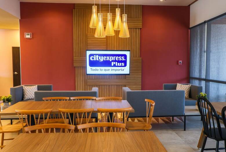 Hotel City Express Plus Puerto Vallarta