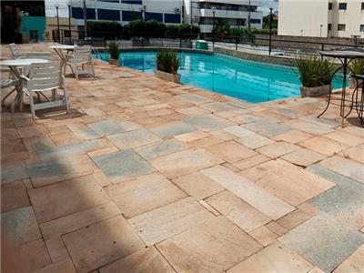 Hotel Tuti Boror�