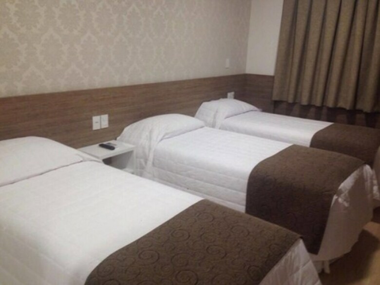 Holiday & Business Hotel