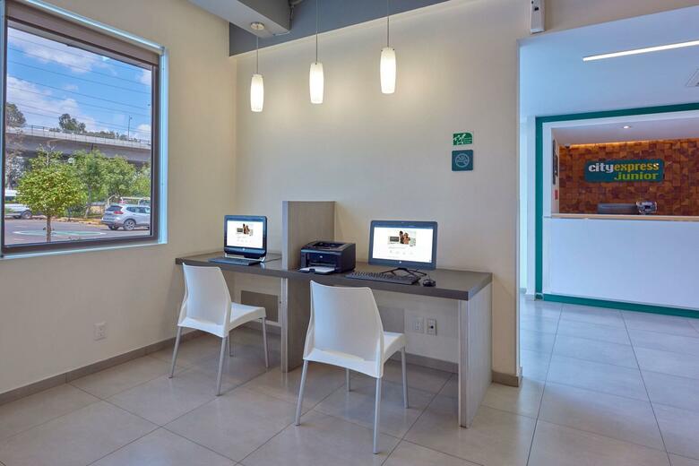 Hotel City Express Junior Le�n Centro De Convenciones