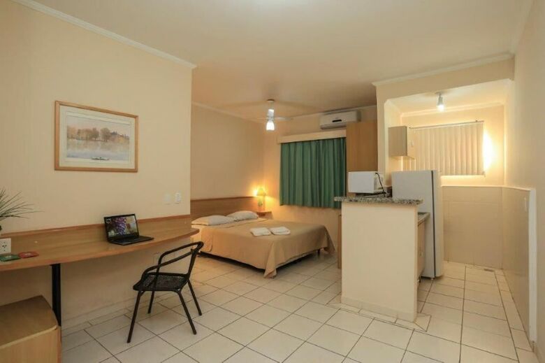 Hotel The Hill Residence