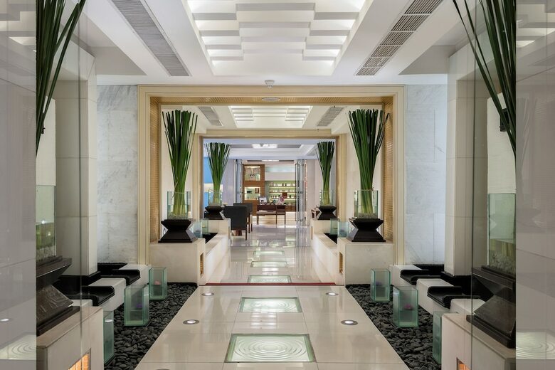 Hotel Dusit Thani Manila