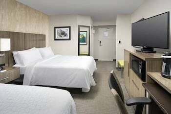 Holiday Inn Express Hotel  Suites Annap