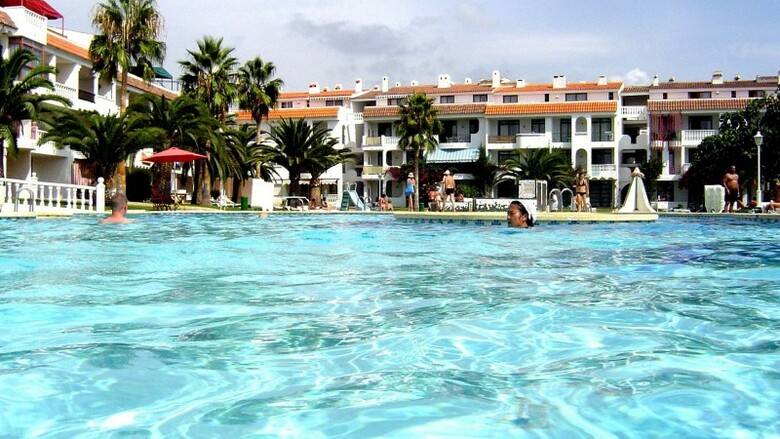 Apartamentos Ap Costas Habitat