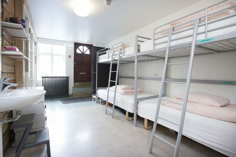 101 Hostel