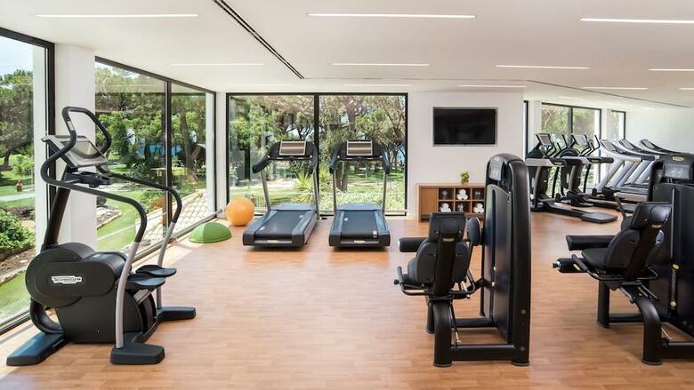 Hotel Pine Cliffs Village & Golf Suites