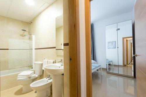 Apartamentos Diaber Alberto Lista
