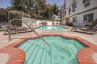 Holiday Inn Express Hotel & Suites Davis