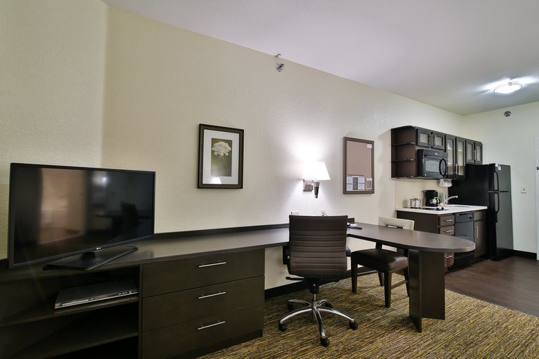 Hotel Candlewood Suites Bismarck