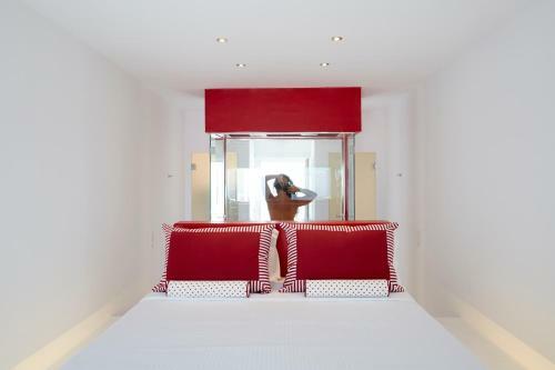 Hotel Adore Santorini