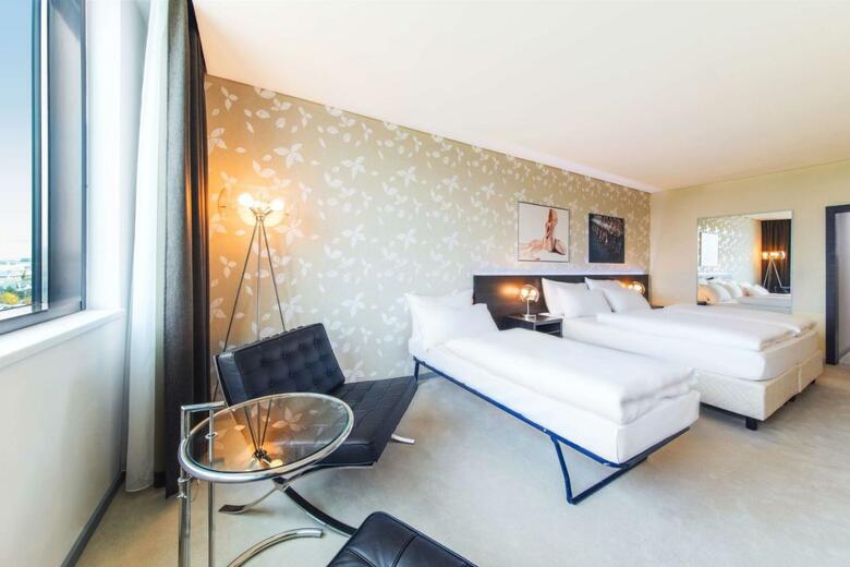 Hotel NH Bratislava Gate One