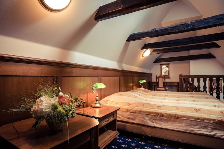 Hotel Gold