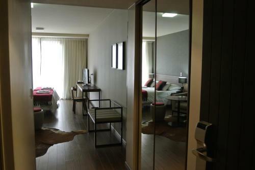 Thames Suites Apartments