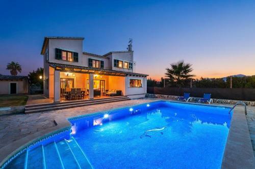 Es Barcares Villa Sleeps 10 Pool Wifi