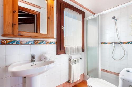 Es Barcares Villa Sleeps 10 Pool Wifi