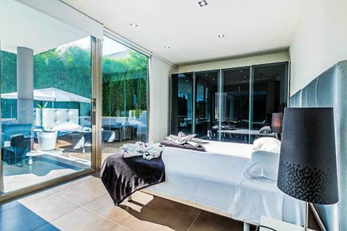 Villa Ses Oliveres - Ultra Stylish Villa With Pool