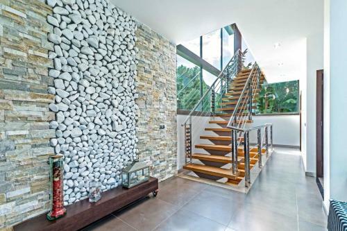 Villa Ses Oliveres - Ultra Stylish Villa With Pool