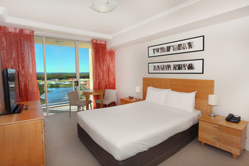 Hotel Crowne Plaza Pelican Waters