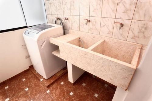 Apartamento Cerro Colorado 3 Dormitorios