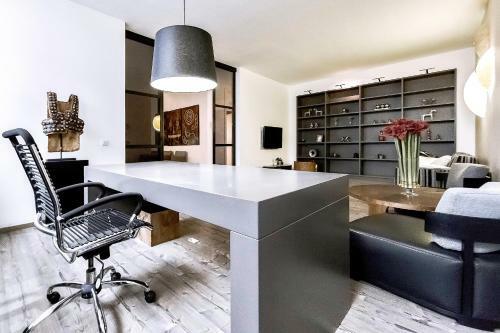 Luxury Villa In Habitats Del Duque