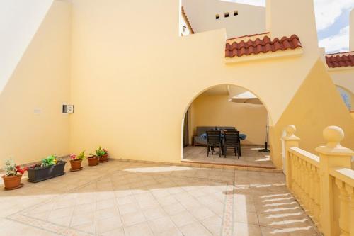 Poolside S Facing Family Villa