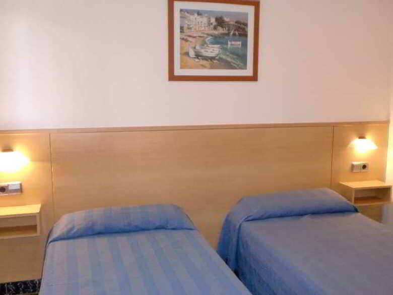 Apartamentos Aptos Goya