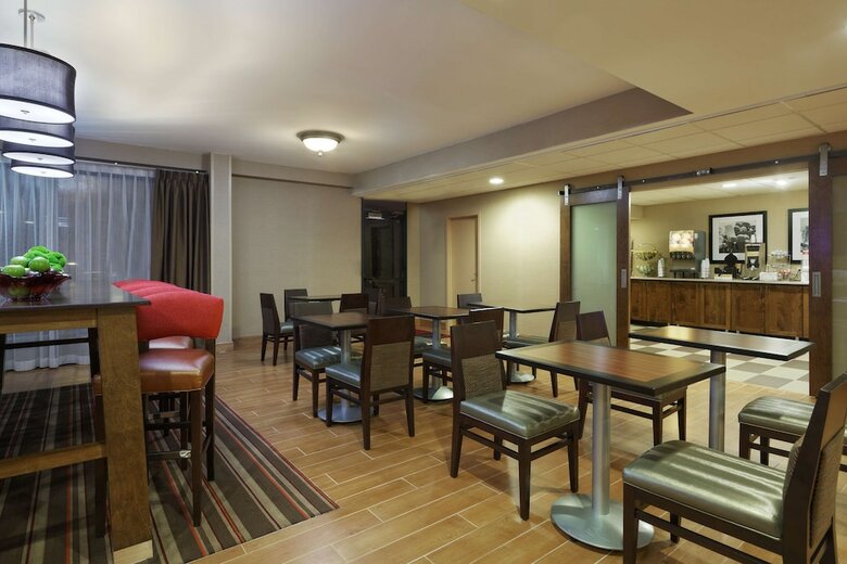 Hotel Hampton Inn Raleigh/cary