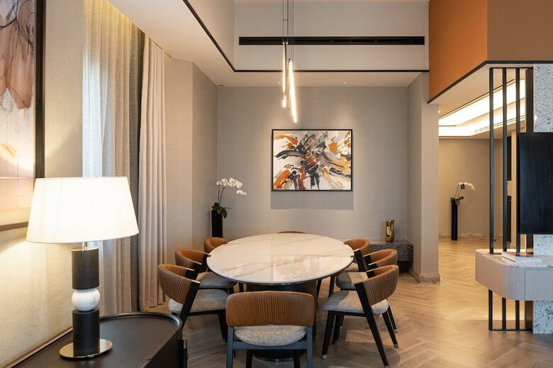 Hotel Pullman Mall Of The Emirates