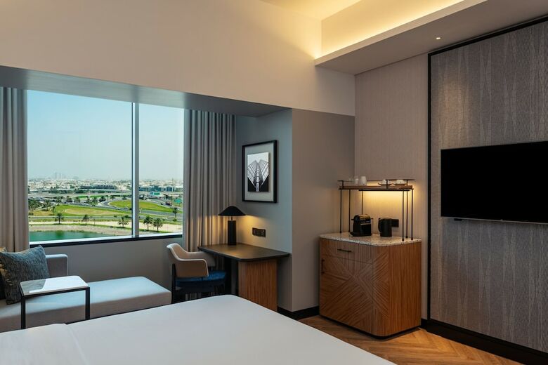 Hotel Pullman Mall Of The Emirates