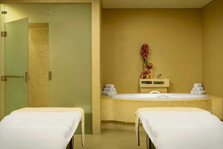 Hotel Pullman Mall Of The Emirates