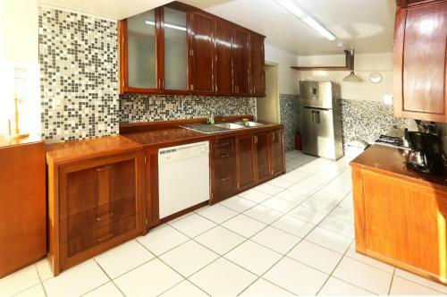Apartamentos Oceanfront Miraflores Larcomar Next To Marriott