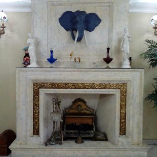 Beautiful Colonial Apartment In Lima