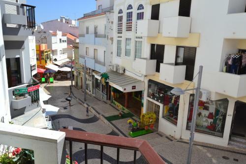 Apartamento P� Na Areia, Arma��o De P�ra