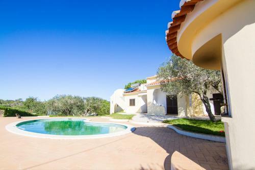 Villa Akivillas P�ra Lapis