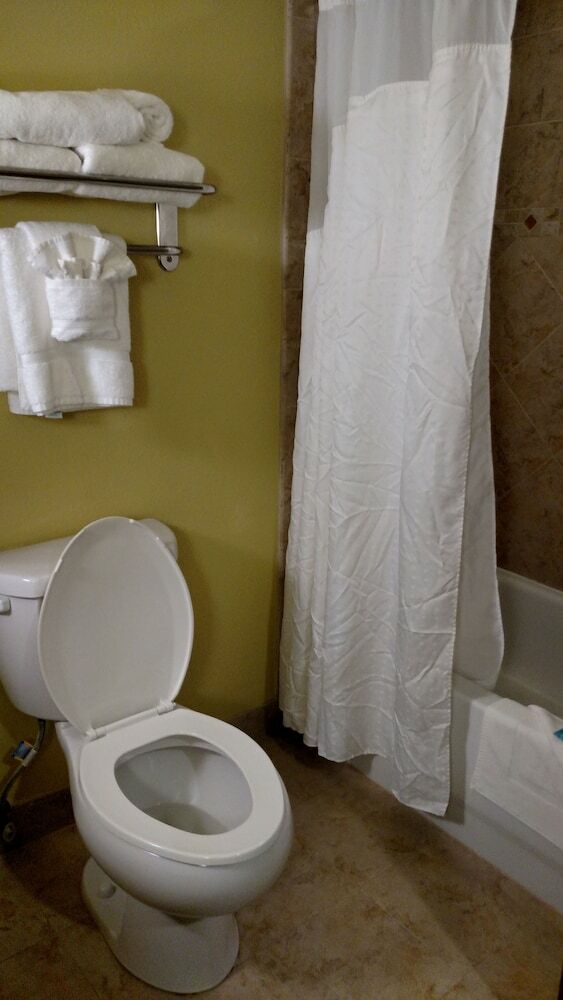 Holiday Inn Express Hotel & Suites Perry